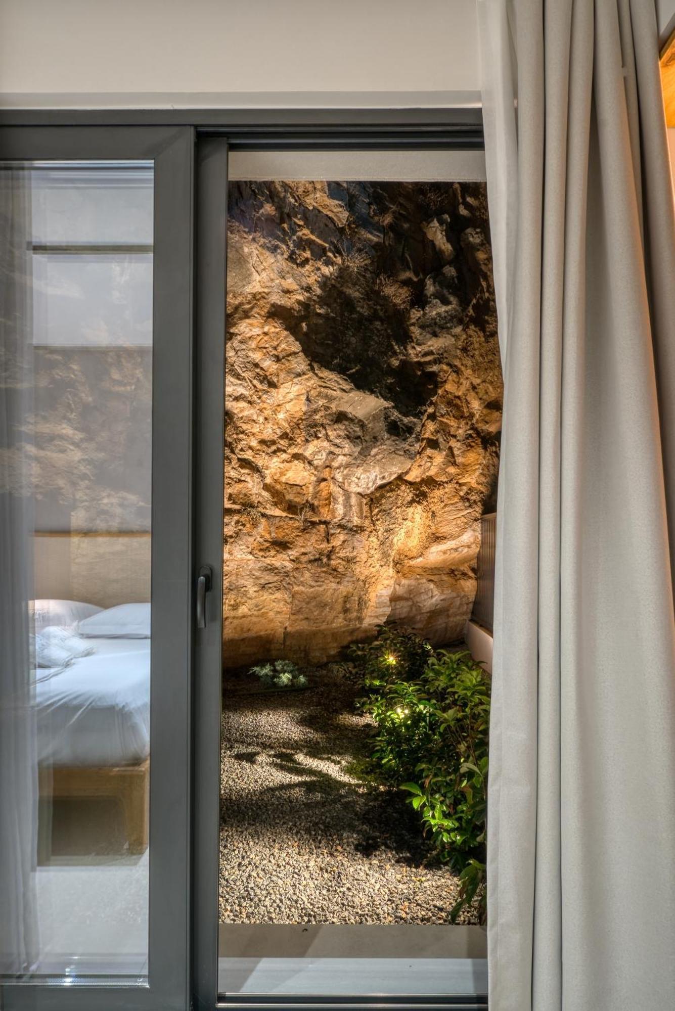 Anima Deluxe Suites Nafplion Exteriör bild